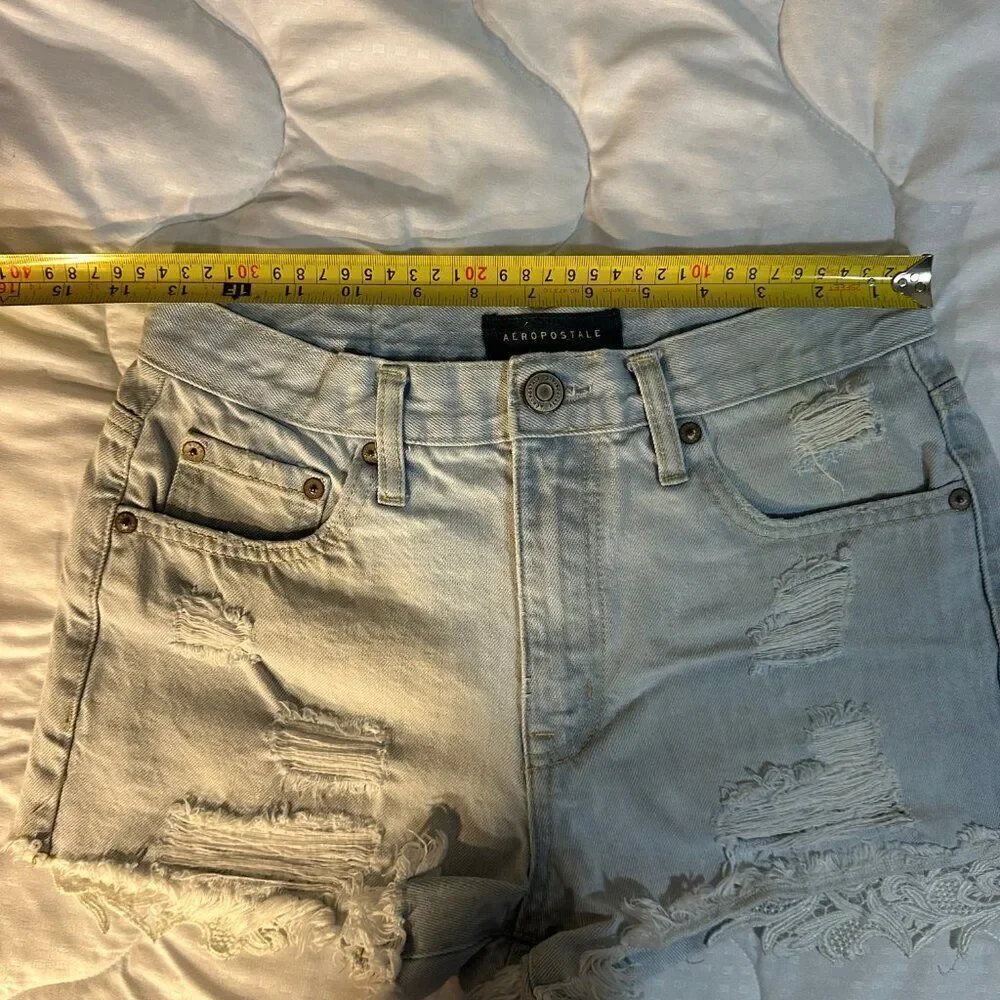 Aeropostale Denim Shorts Size 4 Areo Cheeky
